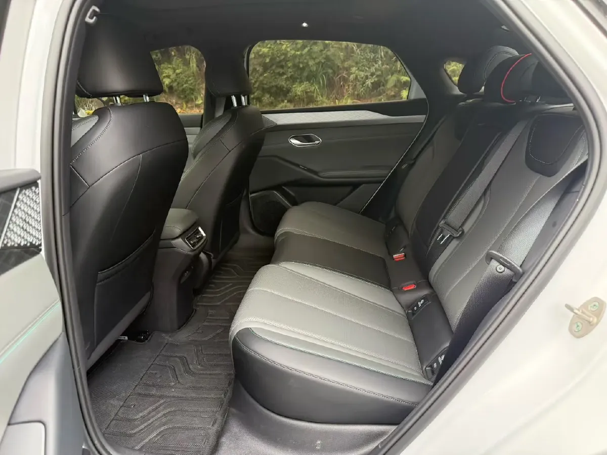 2025 BYD QinL BEV,autocango,china used car exporter,china ev exporter,chinese used car exporter,chinese used ev exporter