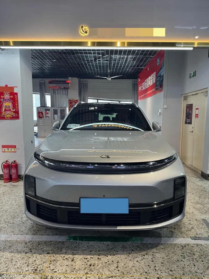 2023 Li L7 Range Extended 154HP REEV 40.9KWH,autocango,china used car exporter,china ev exporter,chinese used car exporter,chinese used ev exporter