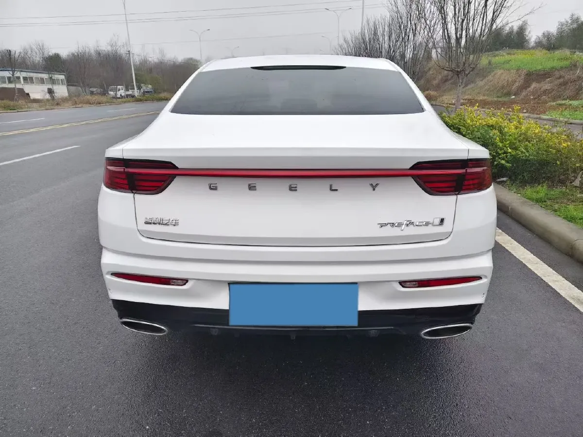 2021 Geely Preface 2.0T 190HP L4 7DCT,autocango,china used car exporter,china ev exporter,chinese used car exporter,chinese used ev exporter