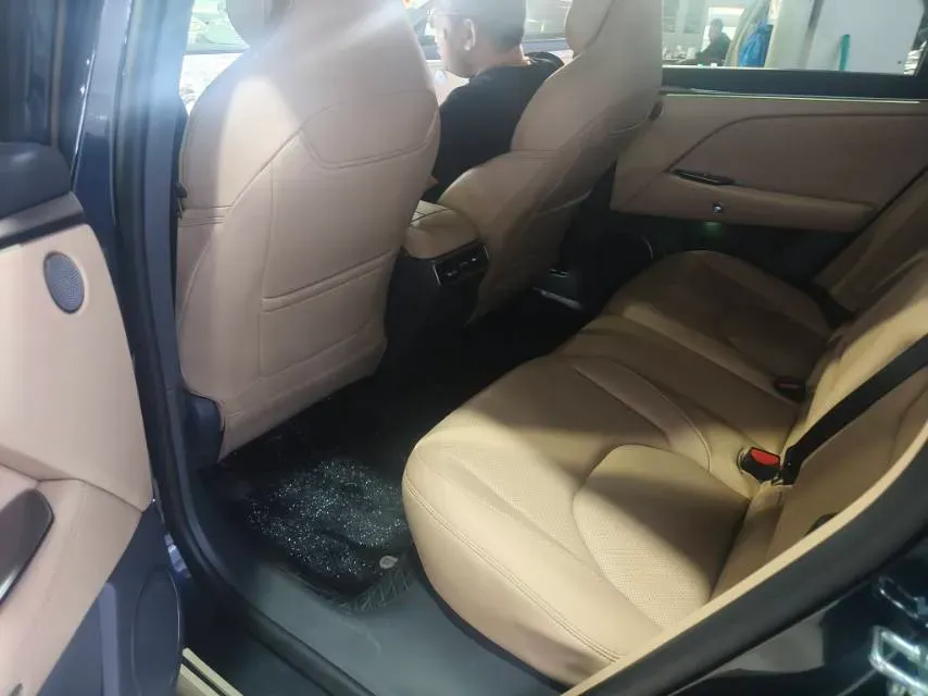 2025 Toyota bZ5 BEV,autocango,china used car exporter,china ev exporter,chinese used car exporter,chinese used ev exporter