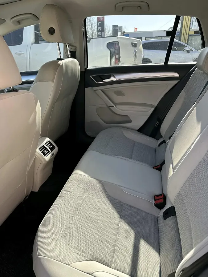 2018 Volkswagen Golf 1.4T 131HP L4 7DCT,autocango,china used car exporter,china ev exporter,chinese used car exporter,chinese used ev exporter