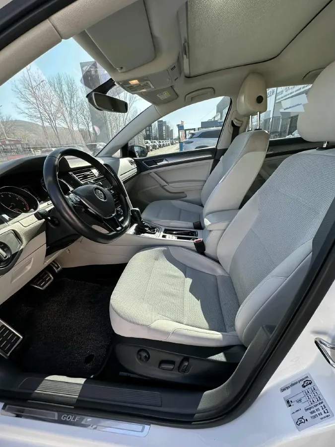 2018 Volkswagen Golf 1.4T 131HP L4 7DCT,autocango,china used car exporter,china ev exporter,chinese used car exporter,chinese used ev exporter