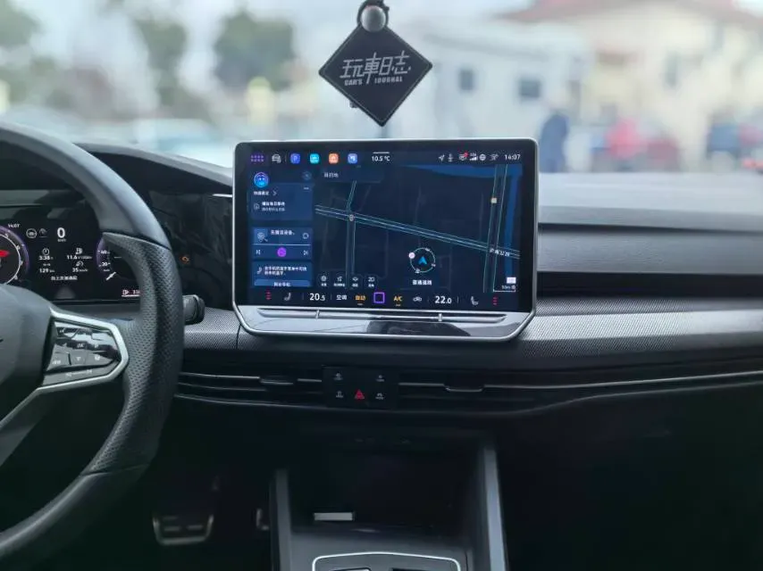 2025 Volkswagen GolfGTI 2.0T 220HP L4 7DCT,autocango,china used car exporter,china ev exporter,chinese used car exporter,chinese used ev exporter