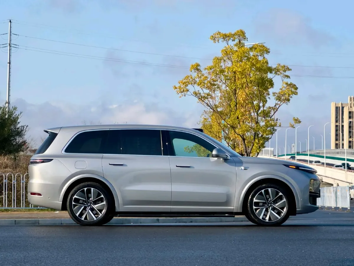 2024 Li L9 Range Extended 154HP REEV 52.3KWH,autocango,china used car exporter,china ev exporter,chinese used car exporter,chinese used ev exporter
