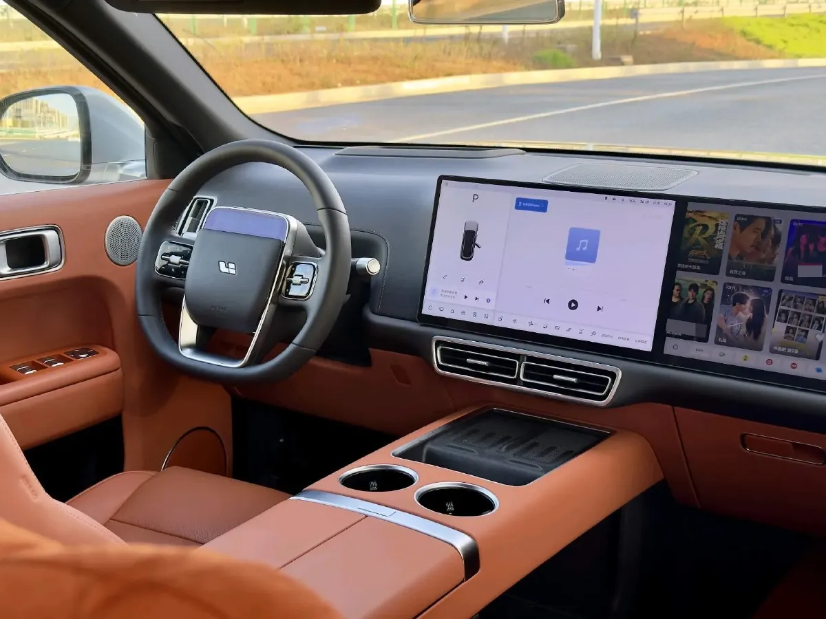 2024 Li L9 Range Extended 154HP REEV 52.3KWH,autocango,china used car exporter,china ev exporter,chinese used car exporter,chinese used ev exporter