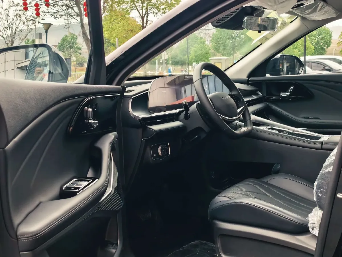 2024 Exceed RX C-DM 1.5T 156HP L4 3DHT PHEV 19.43KWH,autocango,china used car exporter,china ev exporter,chinese used car exporter,chinese used ev exporter