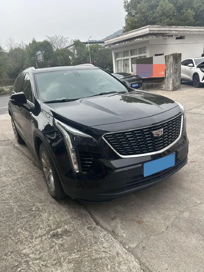 2022 Cadillac XT4 2.0T 237HP L4 9AT,autocango,china used car exporter,china ev exporter,chinese used car exporter,chinese used ev exporter