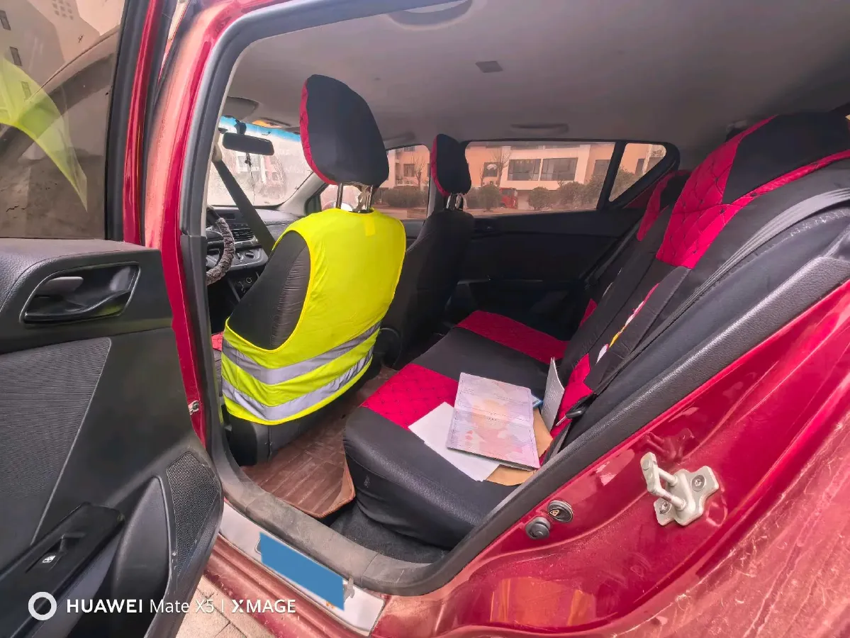 2020 BaoJun 310 1.2L 80HP L4 5MT,autocango,china used car exporter,china ev exporter,chinese used car exporter,chinese used ev exporter