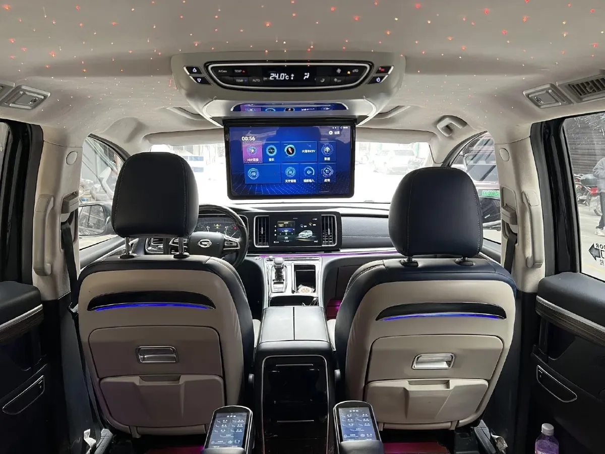 2021 GAC Trumpchi M8 2.0T 252HP L4 8AT,autocango,china used car exporter,china ev exporter,chinese used car exporter,chinese used ev exporter