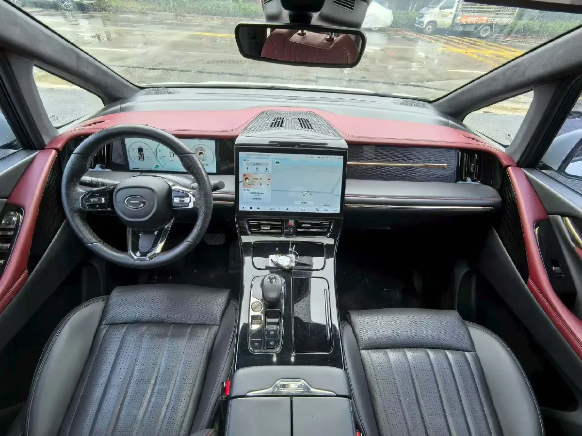 2021 GAC Trumpchi M8 2.0T 252HP L4 8AT,autocango,china used car exporter,china ev exporter,chinese used car exporter,chinese used ev exporter