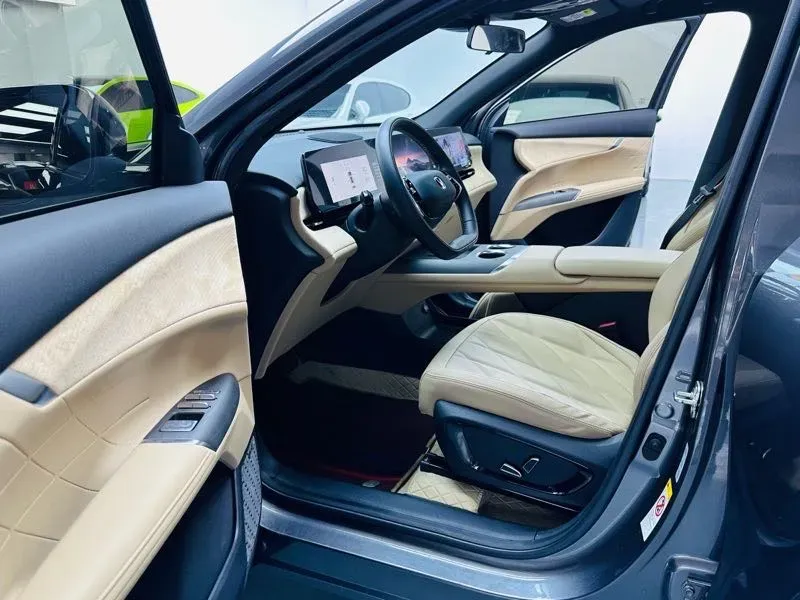 2025 ChangAn CS75 Plus 1.5T 192HP L4 8AT,autocango,china used car exporter,china ev exporter,chinese used car exporter,chinese used ev exporter