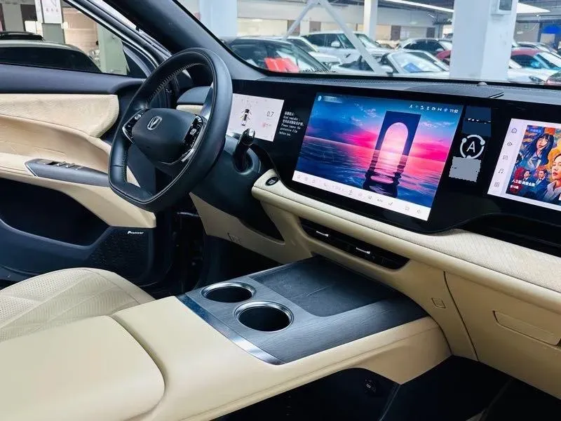 2025 ChangAn CS75 Plus 1.5T 192HP L4 8AT,autocango,china used car exporter,china ev exporter,chinese used car exporter,chinese used ev exporter