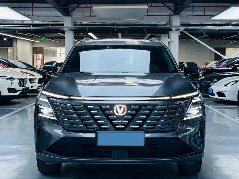 2025 ChangAn CS75 Plus 1.5T 192HP L4 8AT,autocango,china used car exporter,china ev exporter,chinese used car exporter,chinese used ev exporter