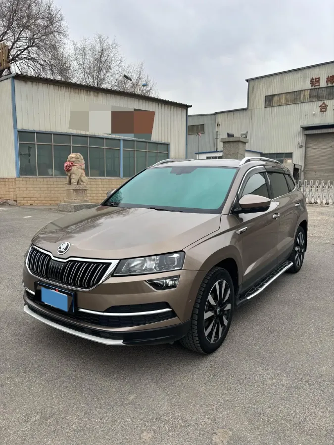 2021 Skoda Karoq 1.4T 150HP L4 7DCT,autocango,china used car exporter,china ev exporter,chinese used car exporter,chinese used ev exporter