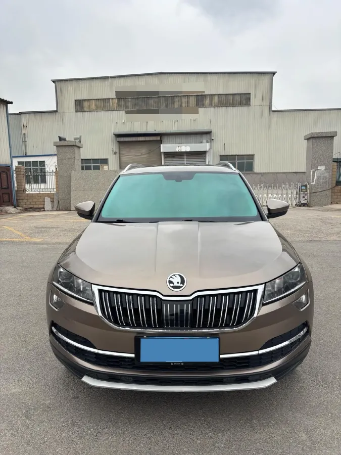 2021 Skoda Karoq 1.4T 150HP L4 7DCT,autocango,china used car exporter,china ev exporter,chinese used car exporter,chinese used ev exporter