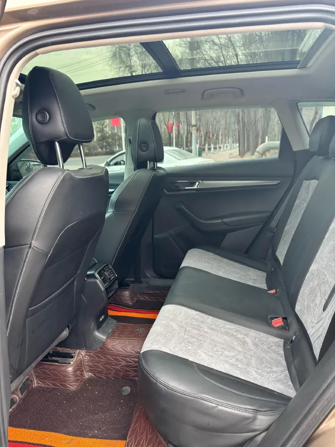 2021 Skoda Karoq 1.4T 150HP L4 7DCT,autocango,china used car exporter,china ev exporter,chinese used car exporter,chinese used ev exporter