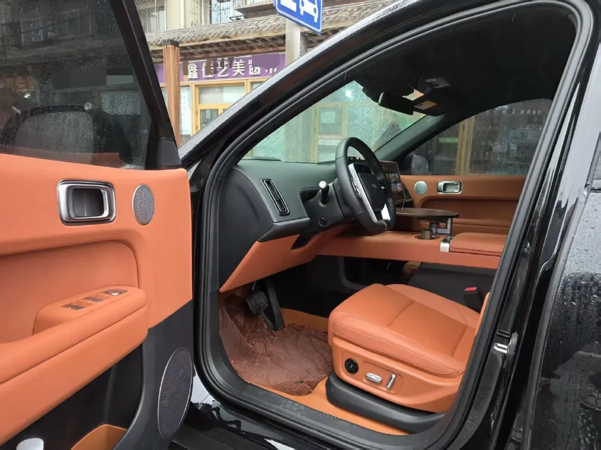 2024 Li L6 Range Extended 154HP L4 REEV 36.8KWH,autocango,china used car exporter,china ev exporter,chinese used car exporter,chinese used ev exporter