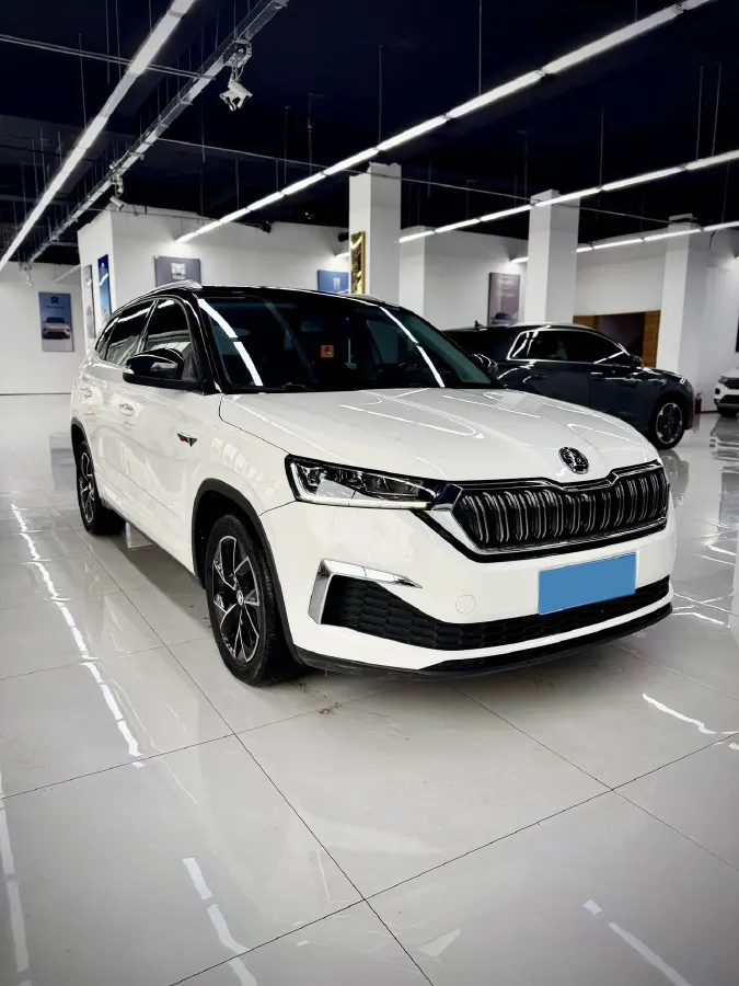 2021 Skoda Kamiq 1.2T 116HP L4 7DCT,autocango,china used car exporter,china ev exporter,chinese used car exporter,chinese used ev exporter