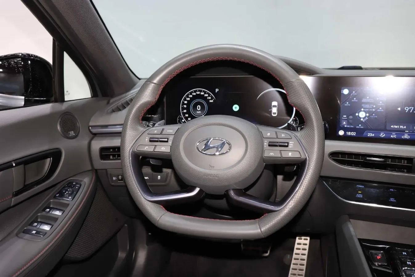 2022 Hyundai Sonata 2.0T 240HP L4 8AT,autocango,china used car exporter,china ev exporter,chinese used car exporter,chinese used ev exporter