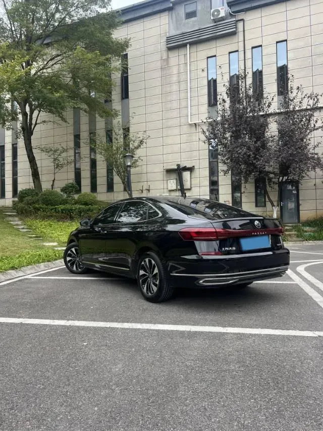 2023 Volkswagen Passat 2.0T 186HP L4 7DCT,autocango,china used car exporter,china ev exporter,chinese used car exporter,chinese used ev exporter