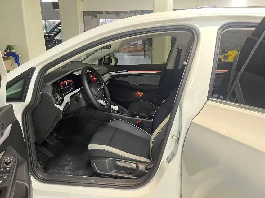 2023 Volkswagen Golf 1.4T 150HP L4 7DCT,autocango,china used car exporter,china ev exporter,chinese used car exporter,chinese used ev exporter