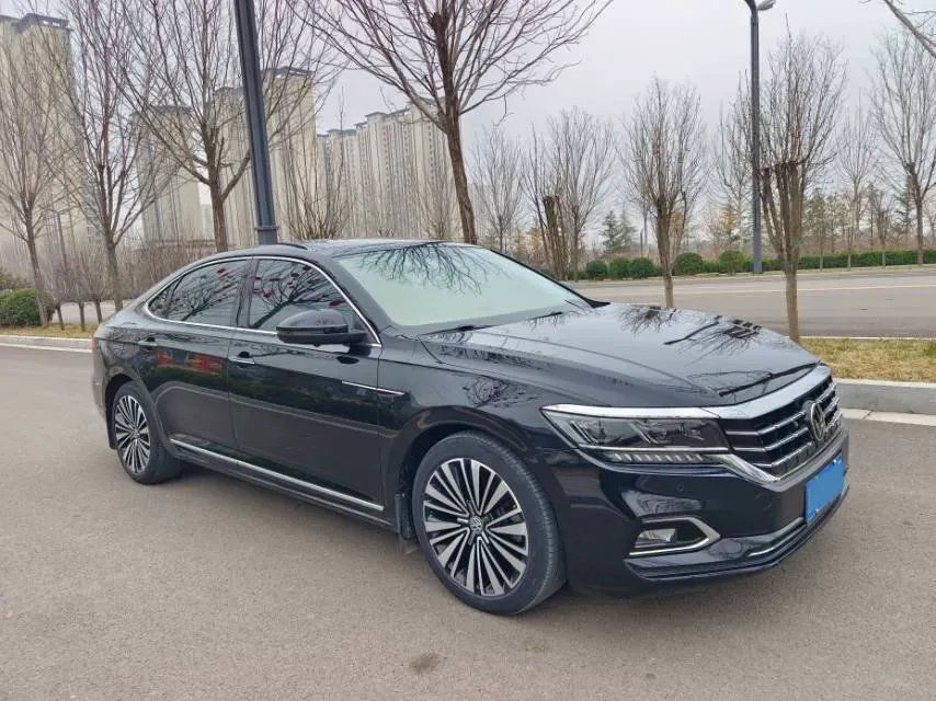 2020 Volkswagen Passat 2.0T 186HP L4 7DCT,autocango,china used car exporter,china ev exporter,chinese used car exporter,chinese used ev exporter