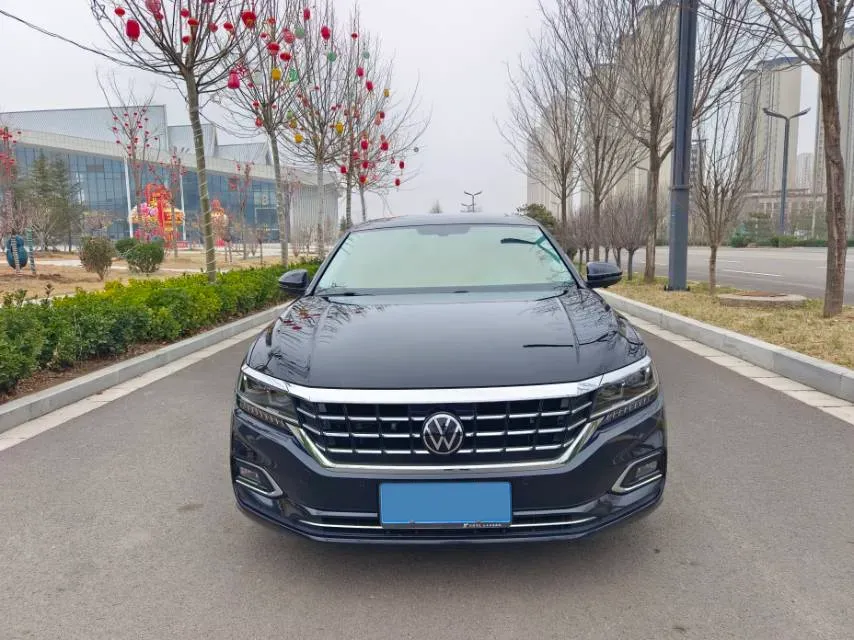 2020 Volkswagen Passat 2.0T 186HP L4 7DCT,autocango,china used car exporter,china ev exporter,chinese used car exporter,chinese used ev exporter