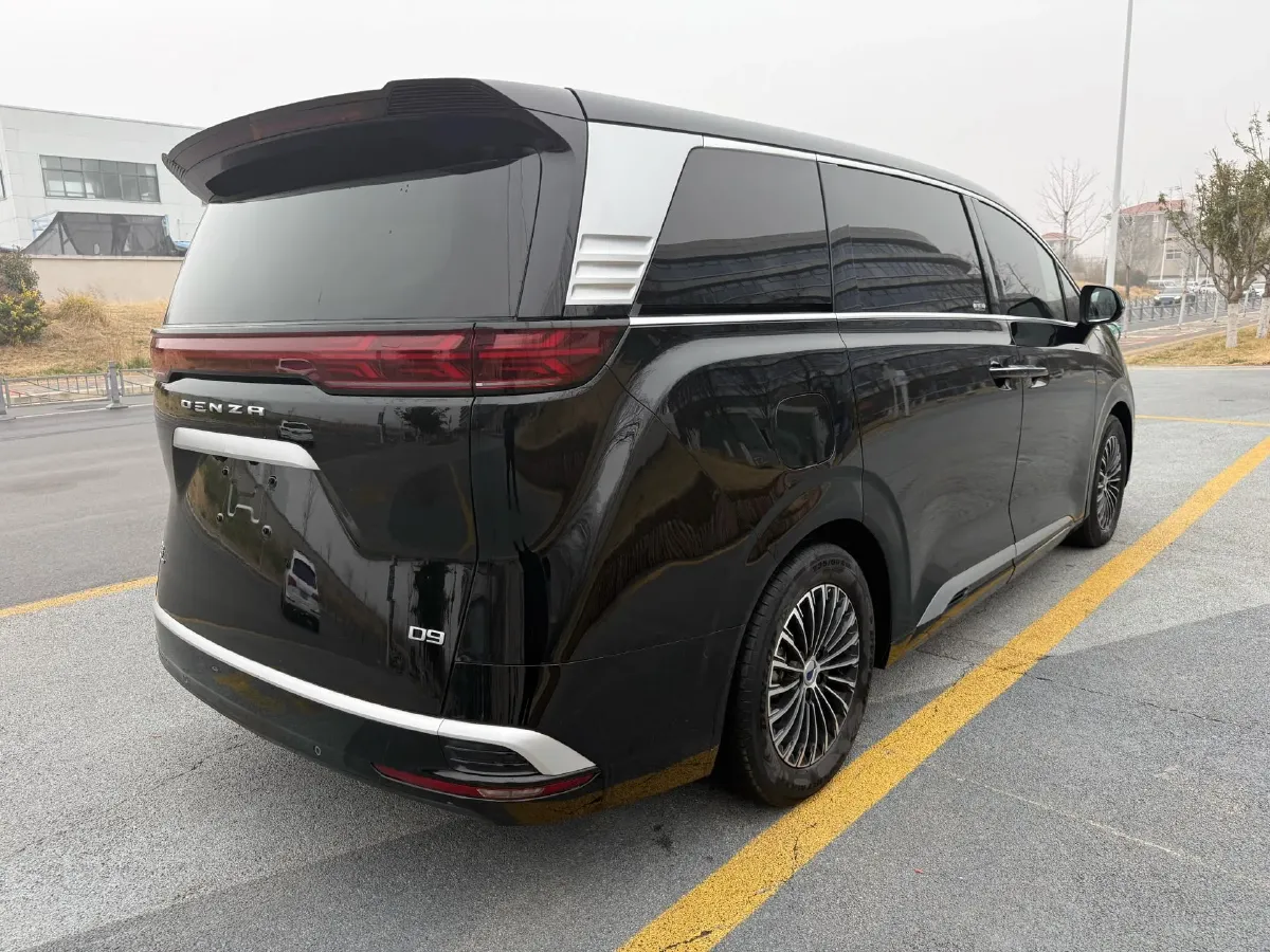 2022 Mercedes-Benz GLC Class 2.0T 197HP L4 9AT,autocango,china used car exporter,china ev exporter,chinese used car exporter,chinese used ev exporter