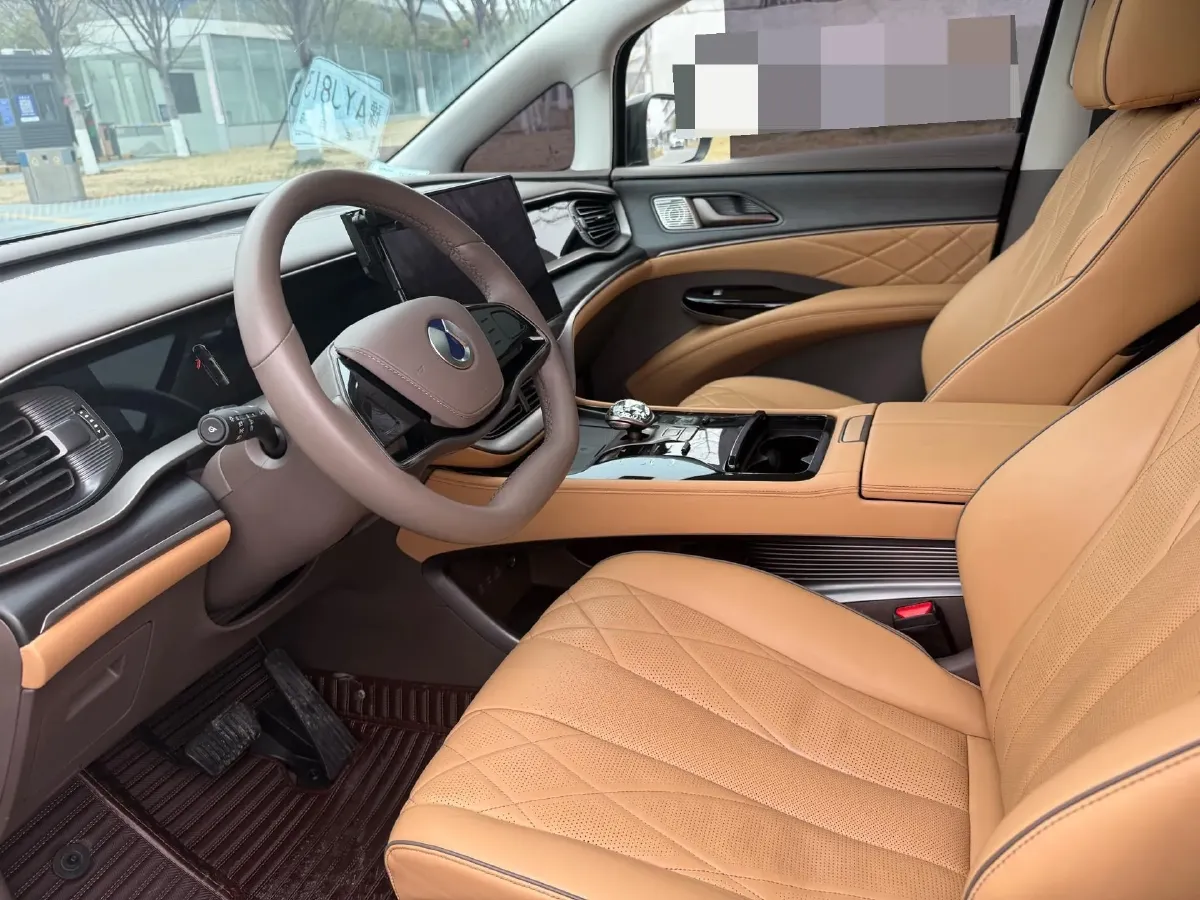 2022 Mercedes-Benz GLC Class 2.0T 197HP L4 9AT,autocango,china used car exporter,china ev exporter,chinese used car exporter,chinese used ev exporter