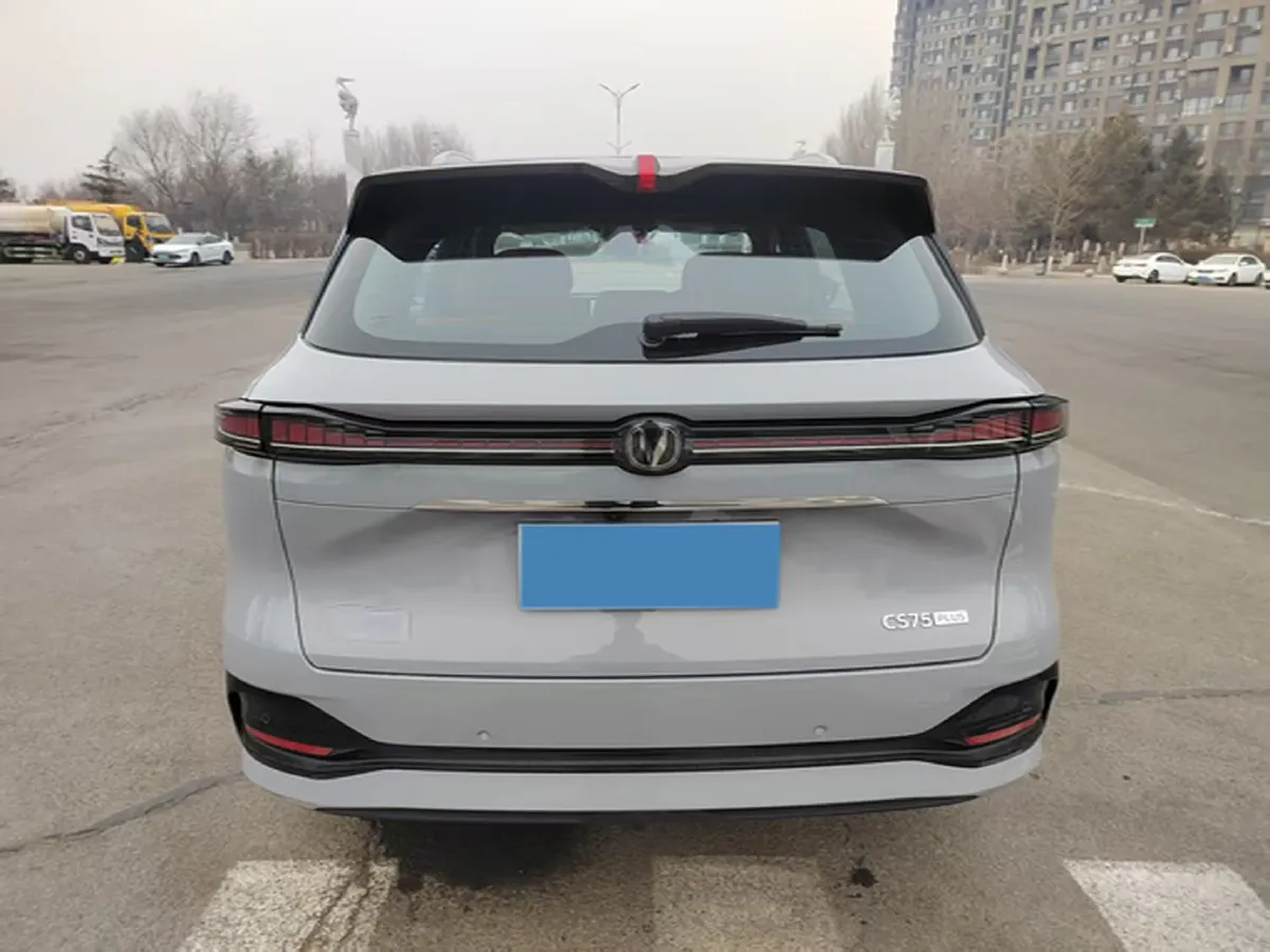 2025 ChangAn CS75 Plus 1.5T 192HP L4 8AT,autocango,china used car exporter,china ev exporter,chinese used car exporter,chinese used ev exporter