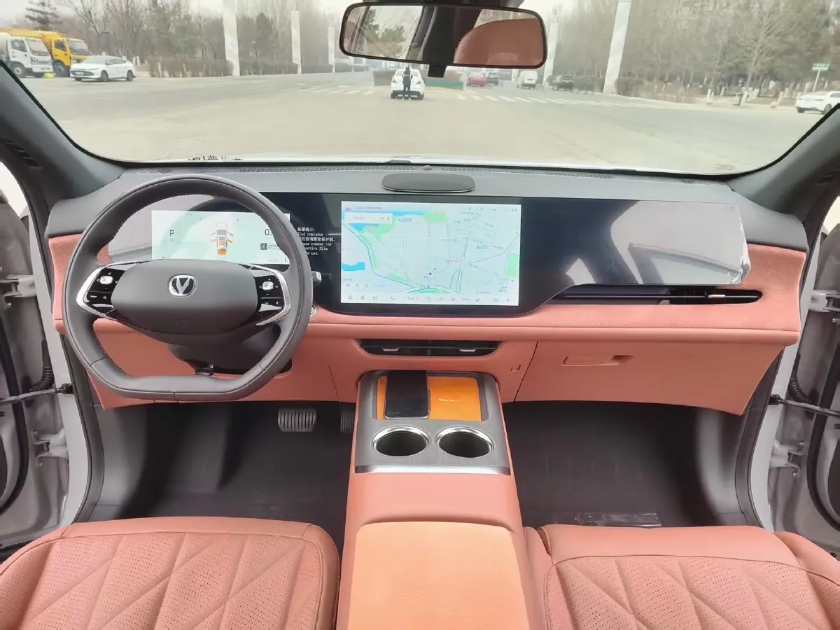 2025 ChangAn CS75 Plus 1.5T 192HP L4 8AT,autocango,china used car exporter,china ev exporter,chinese used car exporter,chinese used ev exporter