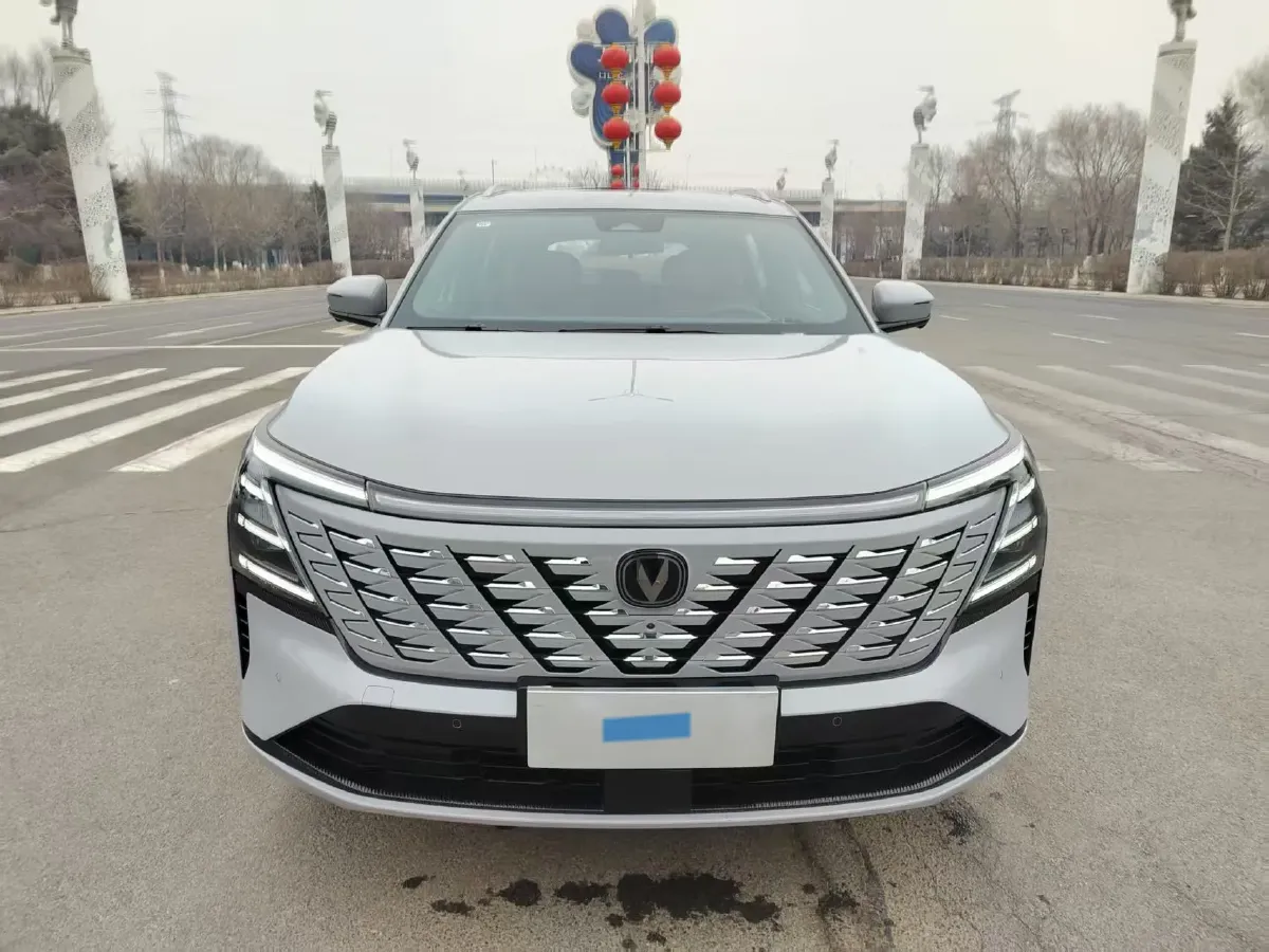 2025 ChangAn CS75 Plus 1.5T 192HP L4 8AT,autocango,china used car exporter,china ev exporter,chinese used car exporter,chinese used ev exporter