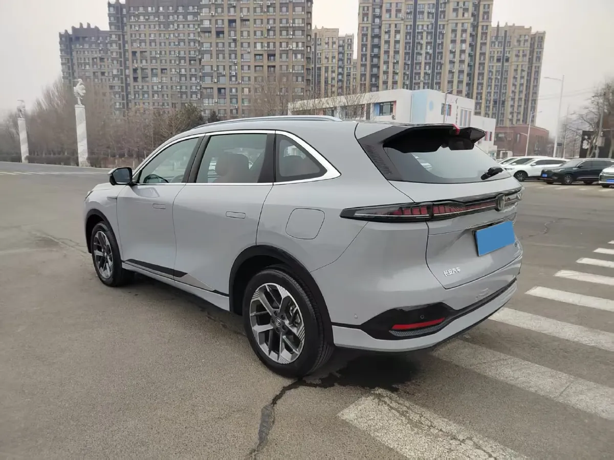 2025 ChangAn CS75 Plus 1.5T 192HP L4 8AT,autocango,china used car exporter,china ev exporter,chinese used car exporter,chinese used ev exporter