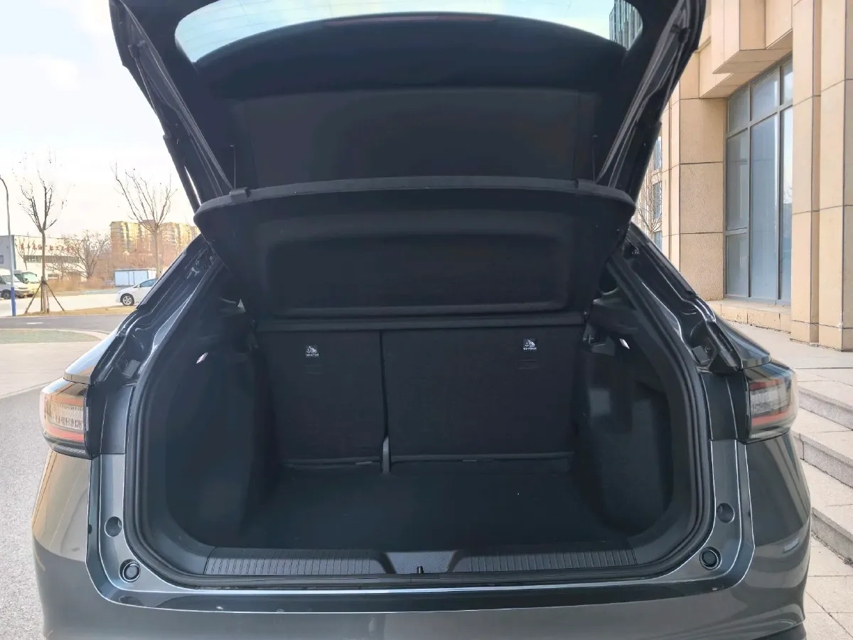 2025 Volkswagen ID.4 X BEV 52.8KWH,autocango,china used car exporter,china ev exporter,chinese used car exporter,chinese used ev exporter