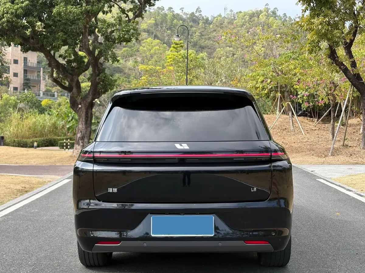 2023 Li L7 Range Extended 154HP REEV 40.9KWH,autocango,china used car exporter,china ev exporter,chinese used car exporter,chinese used ev exporter