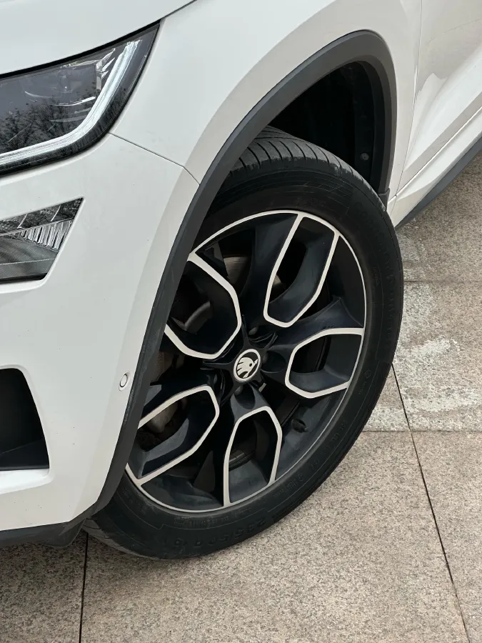 2019 Skoda Kodiak GT 2.0T 186HP L4 7DCT,autocango,china used car exporter,china ev exporter,chinese used car exporter,chinese used ev exporter