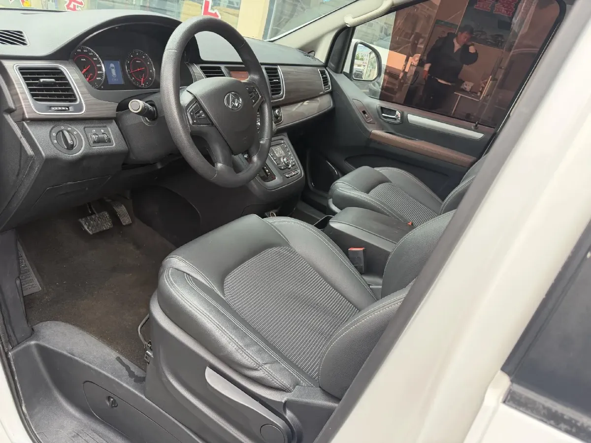 2019 MAXUS G10 2.0T 218HP L4 6AT,autocango,china used car exporter,china ev exporter,chinese used car exporter,chinese used ev exporter