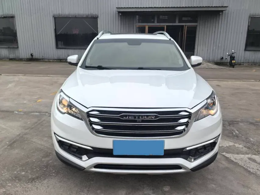2018 Jetour X70 1.5T 147HP L4 5MT,autocango,china used car exporter,china ev exporter,chinese used car exporter,chinese used ev exporter