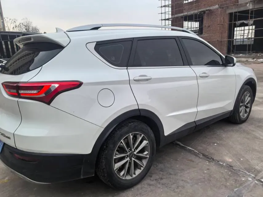 2018 Jetour X70 1.5T 147HP L4 5MT,autocango,china used car exporter,china ev exporter,chinese used car exporter,chinese used ev exporter