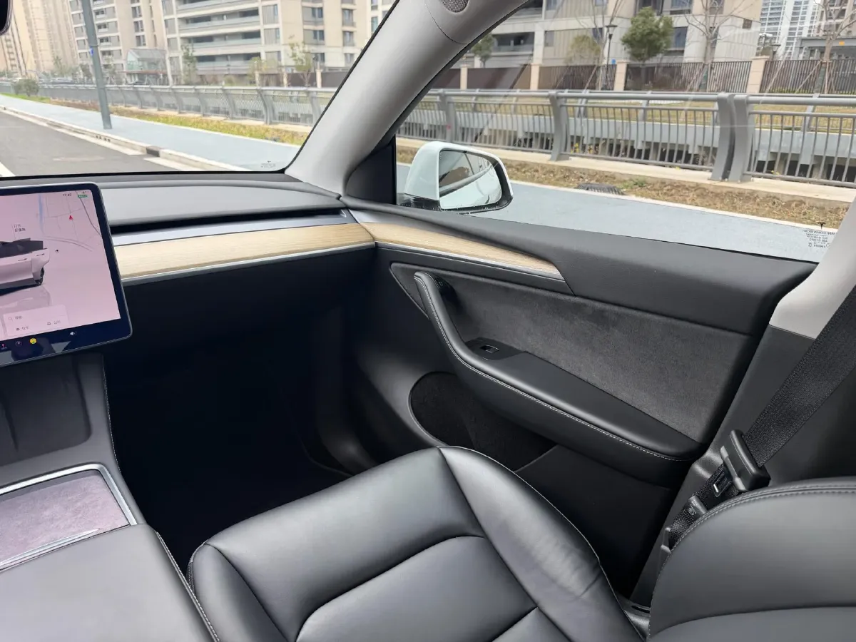 2022 Tesla Model Y BEV 60KWH,autocango,china used car exporter,china ev exporter,chinese used car exporter,chinese used ev exporter