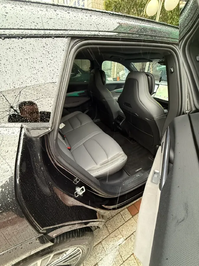 2025 LYNK&CO 08 EM-P 1.5T 163HP L4 3DHT PHEV 21.2KWH,autocango,china used car exporter,china ev exporter,chinese used car exporter,chinese used ev exporter