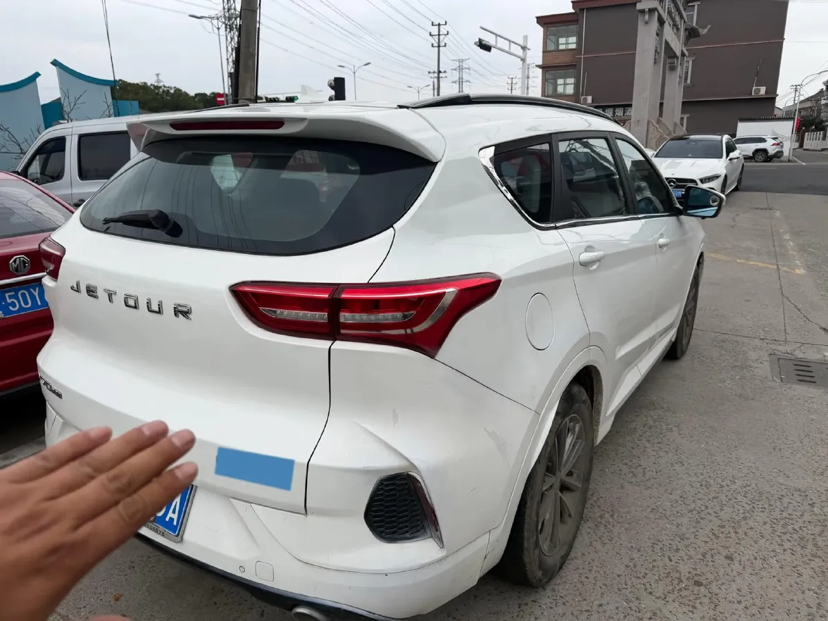 2020 Jetour X70 1.5T 156HP L4 6DCT,autocango,china used car exporter,china ev exporter,chinese used car exporter,chinese used ev exporter