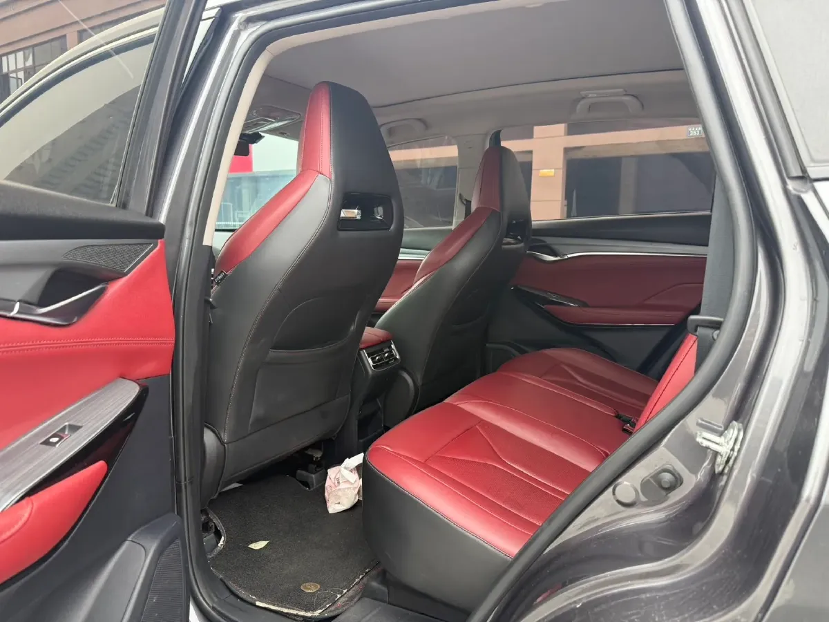 2022 ChangAn CS75 Plus 2.0T 233HP L4 8AT,autocango,china used car exporter,china ev exporter,chinese used car exporter,chinese used ev exporter