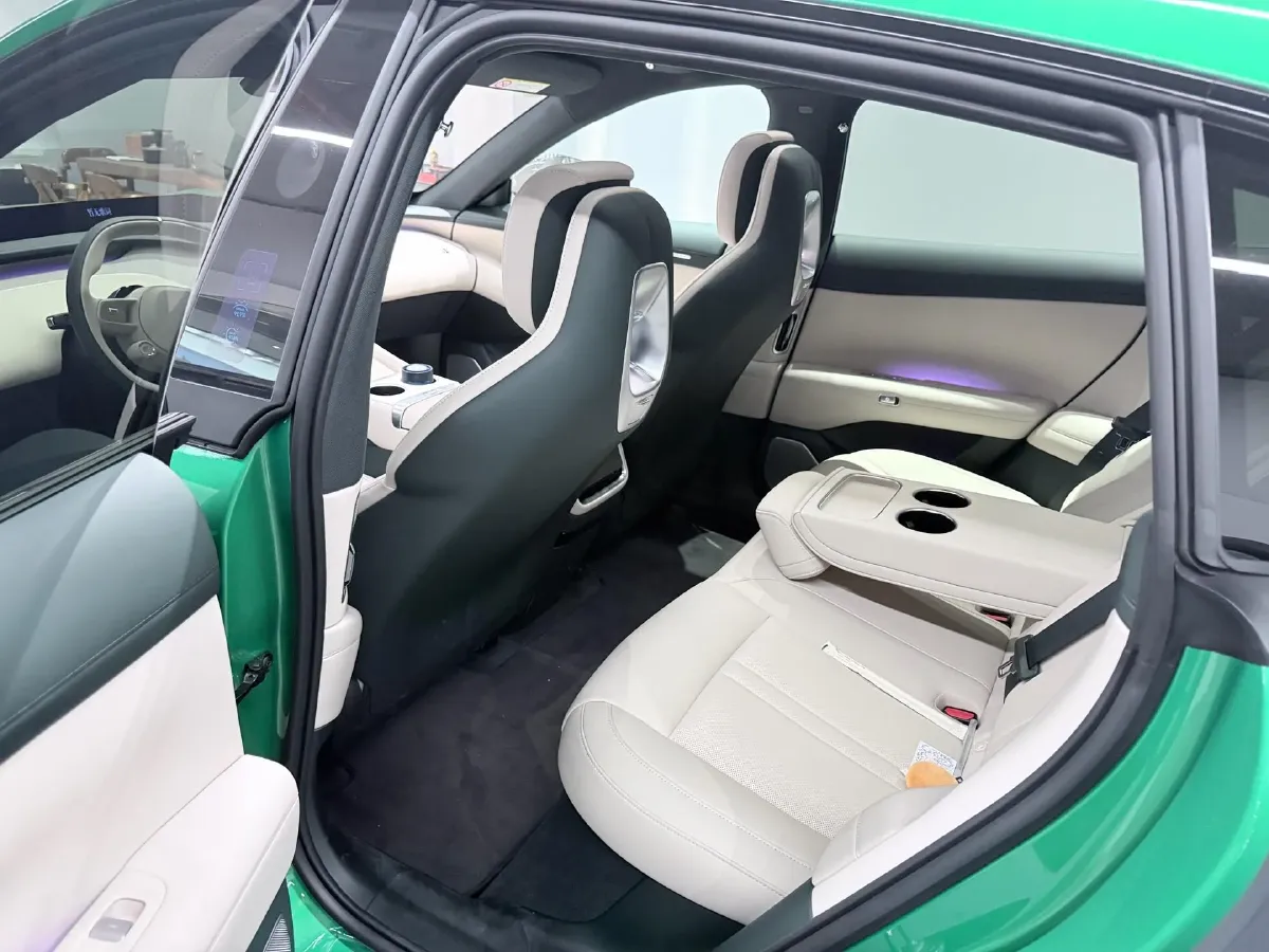 2025 MI YU7 BEV,autocango,china used car exporter,china ev exporter,chinese used car exporter,chinese used ev exporter