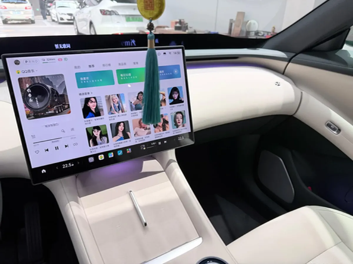 2025 MI YU7 BEV,autocango,china used car exporter,china ev exporter,chinese used car exporter,chinese used ev exporter