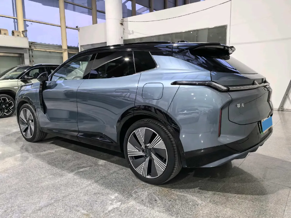 2023 LYNK&CO 08 EM-P 1.5T 163HP L4 3DHT PHEV 39.6KWH,autocango,china used car exporter,china ev exporter,chinese used car exporter,chinese used ev exporter