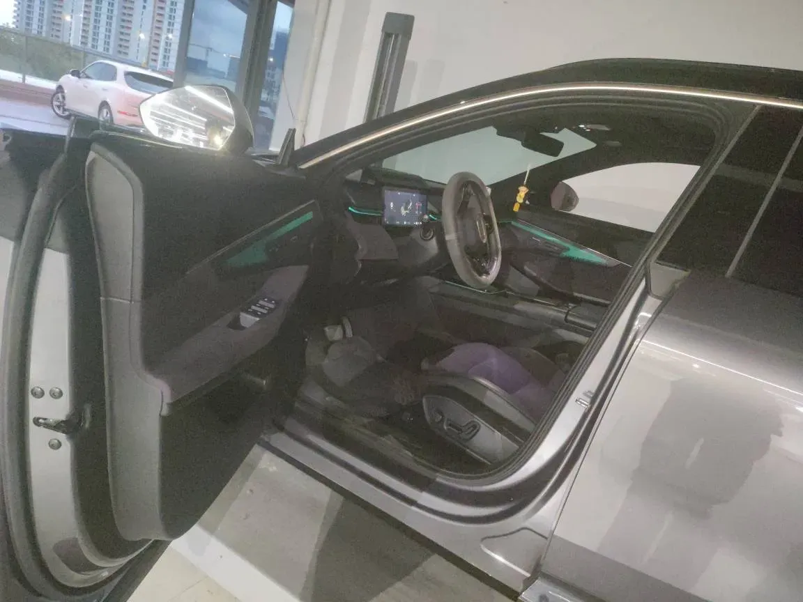 2023 LYNK&CO 08 EM-P 1.5T 163HP L4 3DHT PHEV 39.6KWH,autocango,china used car exporter,china ev exporter,chinese used car exporter,chinese used ev exporter