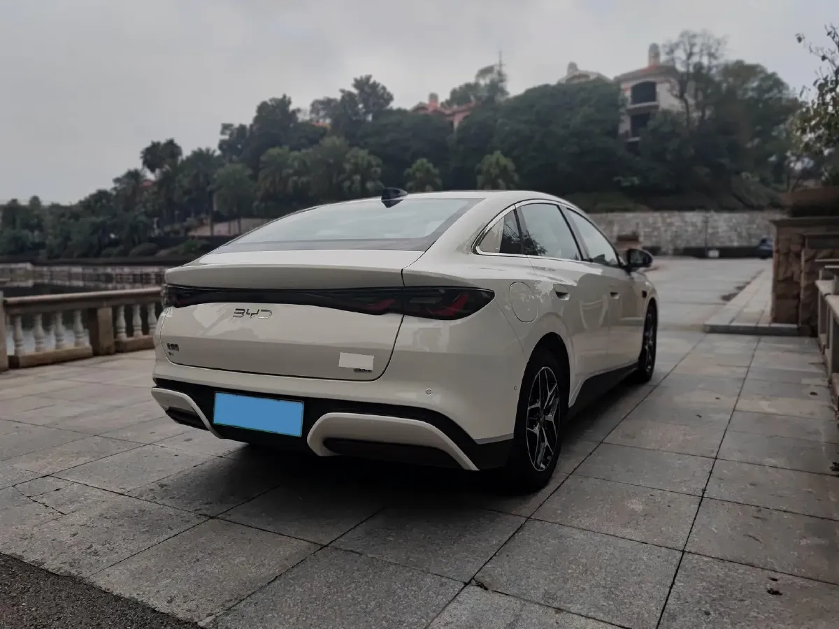 2025 BYD Seal06 BEV,autocango,china used car exporter,china ev exporter,chinese used car exporter,chinese used ev exporter