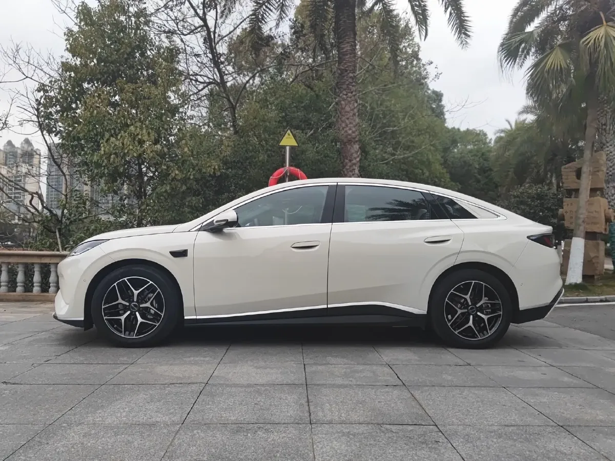 2025 BYD Seal06 BEV,autocango,china used car exporter,china ev exporter,chinese used car exporter,chinese used ev exporter