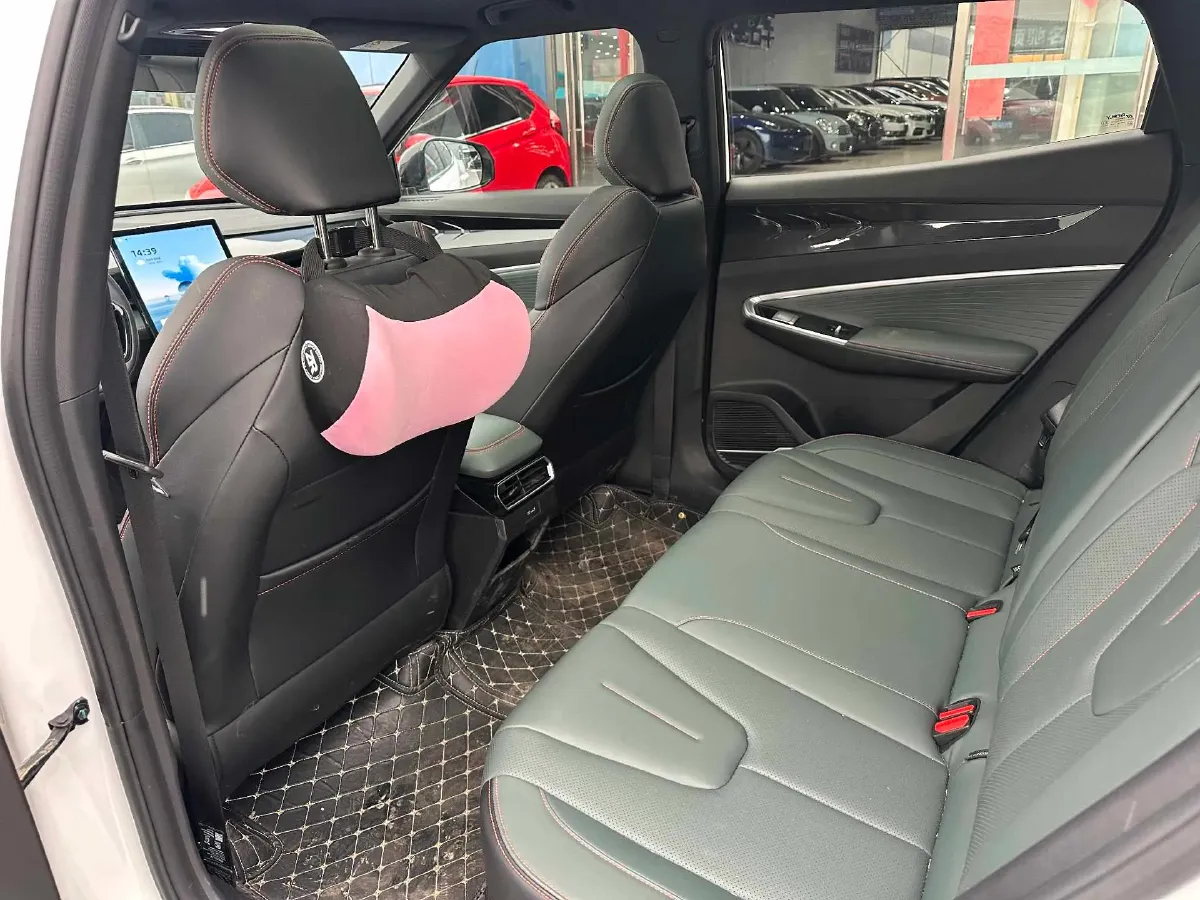 2024 Geely Azkarra 1.5T 181HP L4 7DCT,autocango,china used car exporter,china ev exporter,chinese used car exporter,chinese used ev exporter